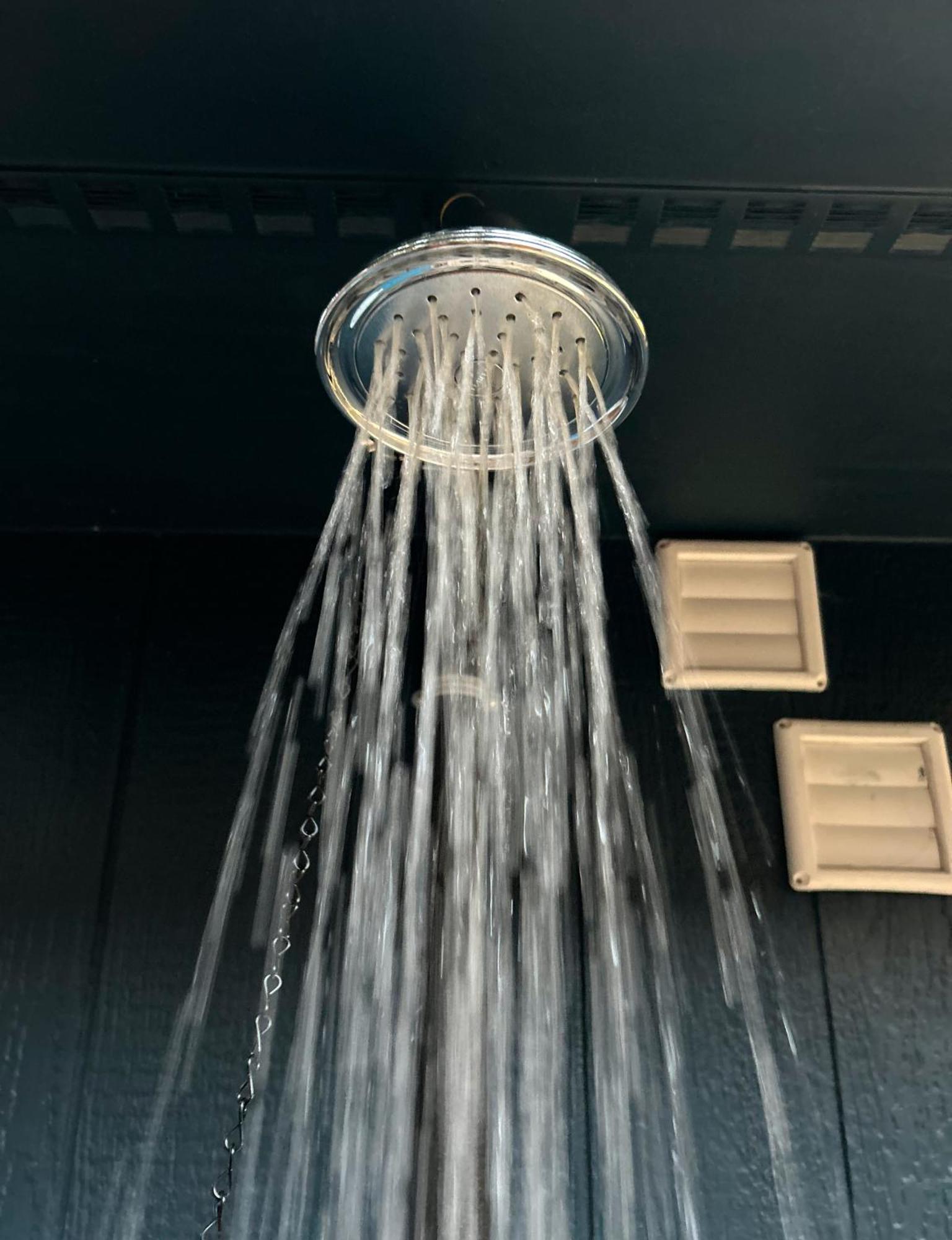 The Spa Experience At Cute As A Button! Seattle Exterior photo